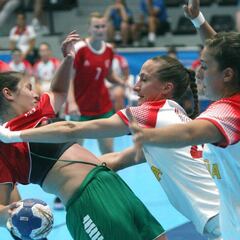 Ivet Musons: "Es duro ganar el oro coja en el banco"