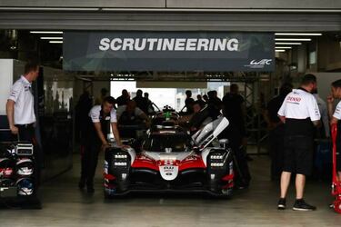 Toyota lidera con solvencia los libres: el coche de Alonso, 1?