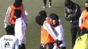 <b>NI SE INMUTA. </b>Mourinho sigue trabajando a diario sin entrar en especulaciones sobre su futuro.