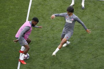 Joao Félix y Thomas Lemar.