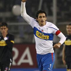 La UC debe cambiar 80 años de historia ante Colo Colo si quiere la Supercopa