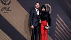 Portuguese soccer player Cristiano Ronaldo and his girlfriend Georgina Rodriguez arrive at the Quina Awards ceremony in Lisbon, Portugal, March 19, 2018. REUTERS/Rafael Marchante
