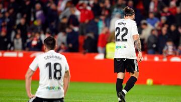 11/12/2022 PARTIDO SEGUNDA DIVISION 
GRANADA - BURGOS 
FIN DE PARTIDO TRISTEZA AITOR CORDOBA Y MUMO