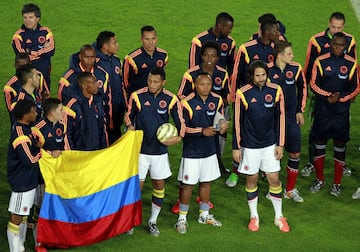 Tras la emotiva despedida, la Selección no le falló a su pueblo, el equipo regresó con un destacado quinto puesto y cayendo en los cuartos de final ante Brasil en un Mundial en el que James también hizo historia: Máximo goleador y fue escogido mejor gol del torneo. Este viernes, la fiesta se volverá a repetir desde las 6:00 p.m.