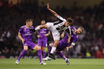 Paulo Dybala y Sergio Ramos.