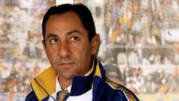 Osvaldo Ardiles resulta herido en un accidente de tráfico