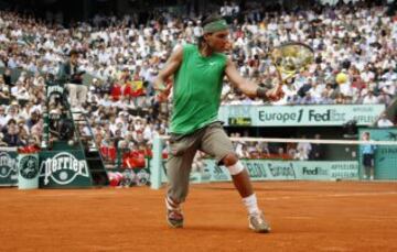 El 8 de Julio de 2008 Nadal venció a Federer por  6-1, 6-3 y 6-0  en un partido que solo duró una hora y 48 minutos