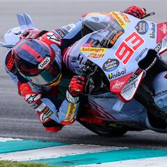 Objetivo cumplido para Márquez: con ritmo y cerca de la cabeza a una vuelta