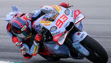 Marc Márquez con la Ducati en Sepang.