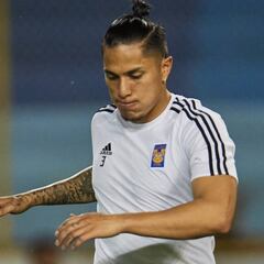 Se reincorpora Carlos Salcedo a los entrenamientos de Tigres