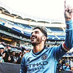 Doblete de Villa, que suma 401 goles como profesional