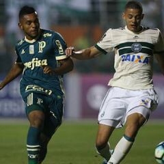 Borja sale molesto del entrenamiento de Palmeiras
