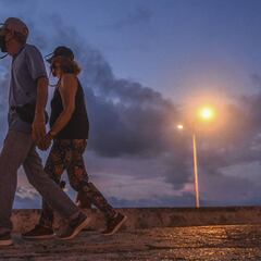 Curva del coronavirus en Colombia hoy, 4 de octubre: ¿Cuántos casos y muertes hay?