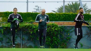Selección Mexicana viaja a Denver para duelo ante Canadá