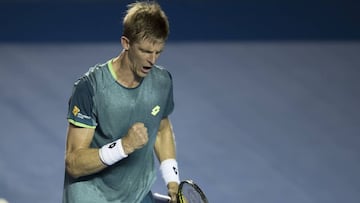 Kevin Anderson festeja su victoria en el Abierto Mexicano de Tenis