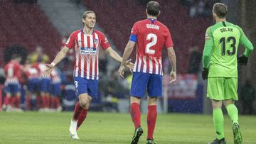 Filipe, God&iacute;n y Oblak celebran el primer gol del Atl&eacute;tico ante el Valencia.