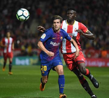 Michael Olunga Ogada and Sergi Roberto.