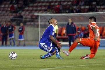 Una fiesta antes de un partido que perdieron 4-0 fue el detonante del despido de cuatro futbolistas loínos: Miguel Sanhueza, José Barrera, Nico Rojas y Boris Sandoval. 