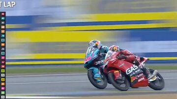 Habilidad y destreza del colombo español para superar a Holgado y Veijer sobre el final.
