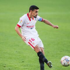 Navas acabó tocado en el partido ante el Real Madrid