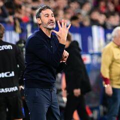 Vicente Moreno iguala a Jagoba Arrasate