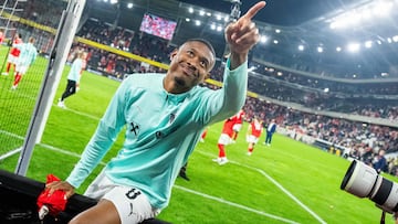 David Alaba reacciona tras la victoria de Austria ante Chipre.