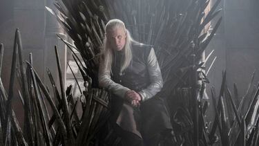 The Game of Thrones world before House of the Dragon, who and how was the Iron Throne built?