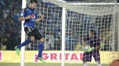 Jonathan Agudelo celebra uno de los goles marcados en la victoria 2-0 de Millonarios sobre Patriotas. 