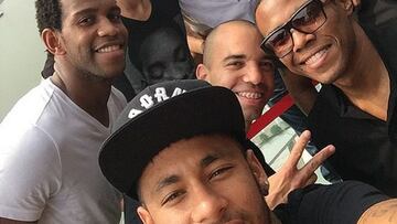 La selección brasileña disfruta de tiempo libre en Singapur