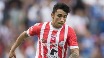 Se decía que equipos como América y Tigres buscaban los servicios den entonces figura de Necaxa, sin embargo, fue Pachuca quien lo fichó.