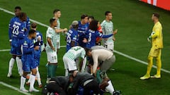 El penalti de James que reclamó el Betis: “Es una disputa de balón”