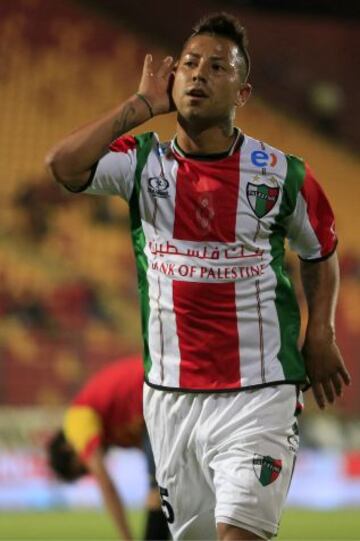 Leonardo Valencia, formado en la U y desechado por Sampaoli, podría ser el volante que buscan los azules.