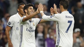 Marco Asensio celebrates his strike against Legia