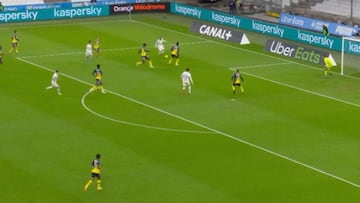 Intratable: gran asistencia y gol del 'Pipa' Benedetto para llevar al Marsella a dominar en Francia