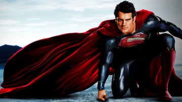 Henry Cavill sigue siendo Superman en el cine: “La capa es mía”