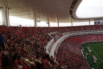 La historia del estadio de Chivas en 40 fotos inéditas