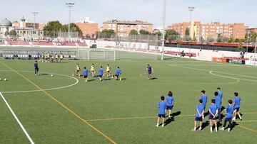 Partido de cantera del Atl&eacute;tico en Alcal&aacute; de Hernares, una de sus sedes. 