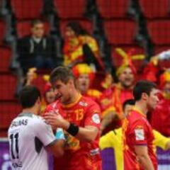 España somete a Chile