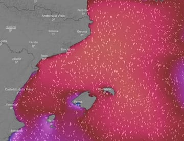 Así de rojo (4-7 metros) está ahora mismo el mapa de previsión de oleaje en el tercio oriental de España por la borrasca Gloria.