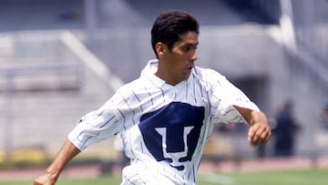 Foto de accion durante el PartidoAmistoso Pumas UNAM 1-0 A. de Lima en el Estadio Olimpico Universitario, en la foto : Jorge Campos
Agosto / 1994/ ALLSPORT/ David Leah