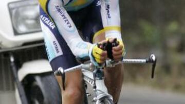 <b>UN BÓLIDO. </b>Contador rodó a 50,3 km/h para ganar la contrarreloj.