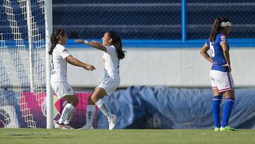Las felinas no dejaron ir los 3 puntos de la jornada 8 y le ganaron 2-0 a la máquina en Jasso, las anotaciones estuvieron a cargo de Patricia Jardón y Bibiana Quintos.