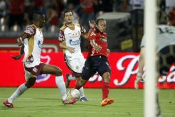 En 15 minutos Medellín eliminó al Tolima. Pérez, Hechalar y Monsalvo anotaron los goles de la victoria 3-1.