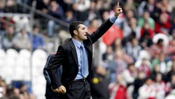 Ernesto Valverde con el Espanyol en San Mam&eacute;s. 