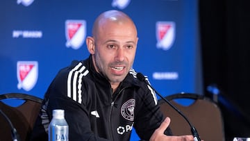 Miami Beach (United States), 09/01/2025.- Inter Miami CF's Head Coach Javier Mascherano speaks during the 2025 MLS' annual Media and Marketing Day at the Miami Beach Convention Center in Miami Beach, Florida, USA, 09 January 2025. According to the organizers, the Major League Soccer (MLS) is the top-flight professional soccer league in the United States and Canada, and was founded in 1996 after the USA hosted the 1994 FIFA World Cup. (Mundial de Fútbol, Estados Unidos) EFE/EPA/CRISTOBAL HERRERA-ULASHKEVICH