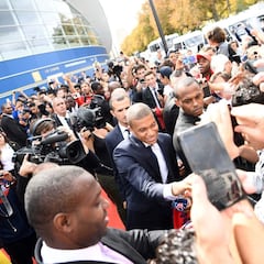 La presentación de Mbappé con el PSG en imágenes