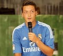 Özil: "La banda derecha no es mi posición favorita, soy creador"