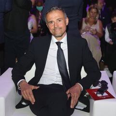 ¡Luis Enrique ya está en París!