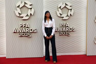 Phallon Tullis-Joyce, jugadora de fútbol profesional estadounidense que juega como portera en el Manchester United de la Superliga femenina inglesa.