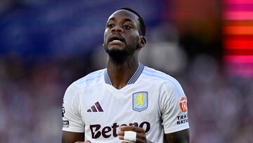 Soccer Football - Premier League - West Ham United v Aston Villa - London Stadium, London, Britain - August 17, 2024 Aston Villa's Jhon Duran celebrates scoring their second goal REUTERS/Tony O Brien EDITORIAL USE ONLY. NO USE WITH UNAUTHORIZED AUDIO, VIDEO, DATA, FIXTURE LISTS, CLUB/LEAGUE LOGOS OR 'LIVE' SERVICES. ONLINE IN-MATCH USE LIMITED TO 120 IMAGES, NO VIDEO EMULATION. NO USE IN BETTING, GAMES OR SINGLE CLUB/LEAGUE/PLAYER PUBLICATIONS. PLEASE CONTACT YOUR ACCOUNT REPRESENTATIVE FOR FURTHER DETAILS..